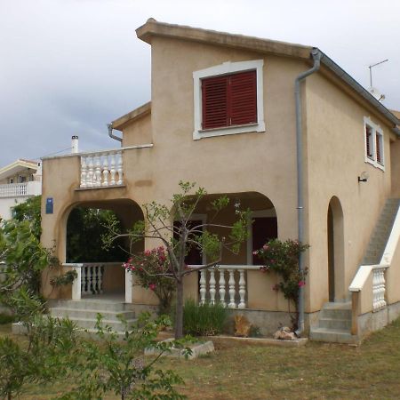 Apartmani Vesna Vir Bagian luar foto