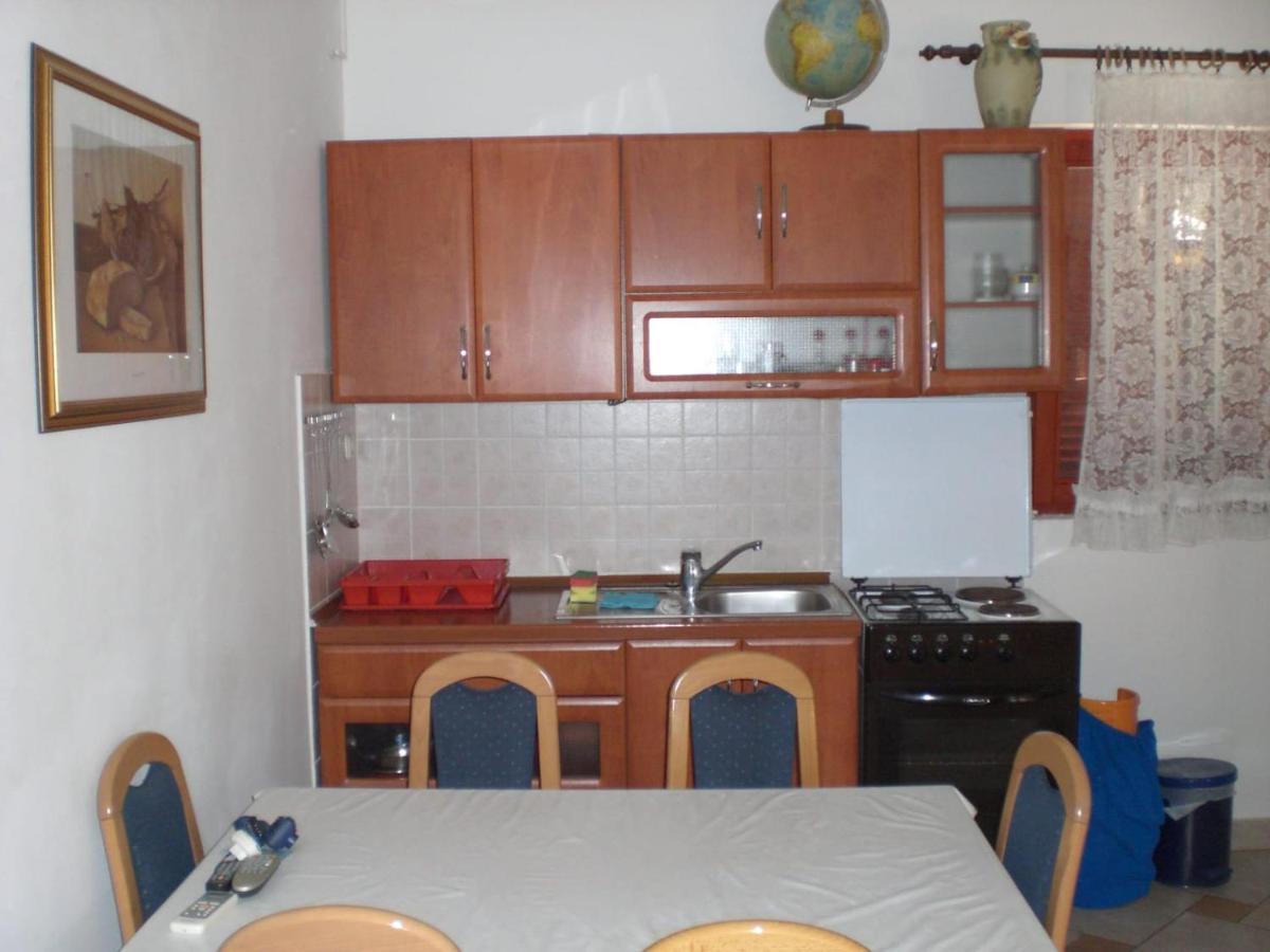 Apartmani Vesna Vir Bagian luar foto