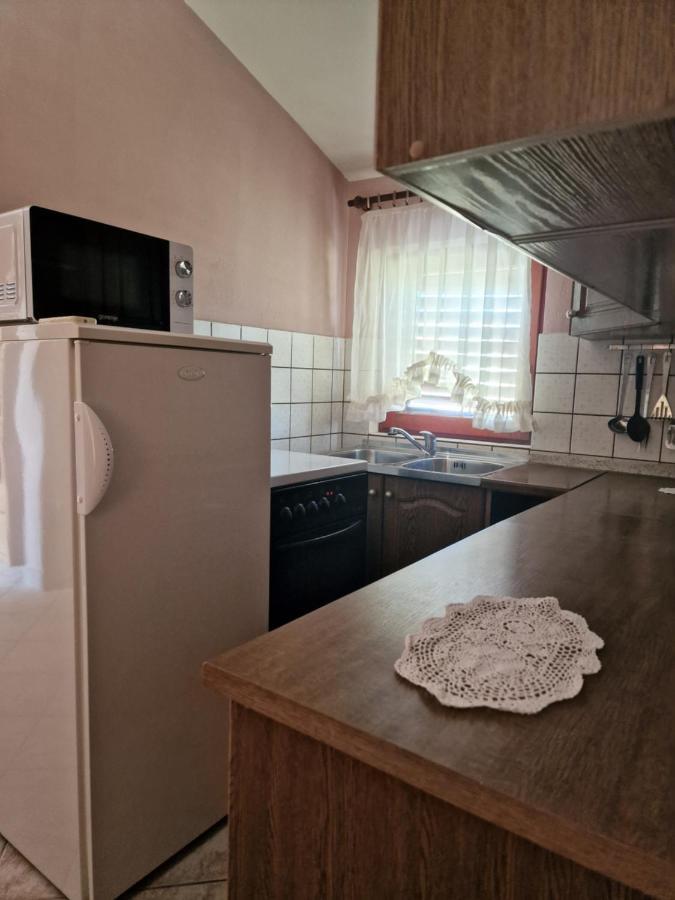 Apartmani Vesna Vir Bagian luar foto